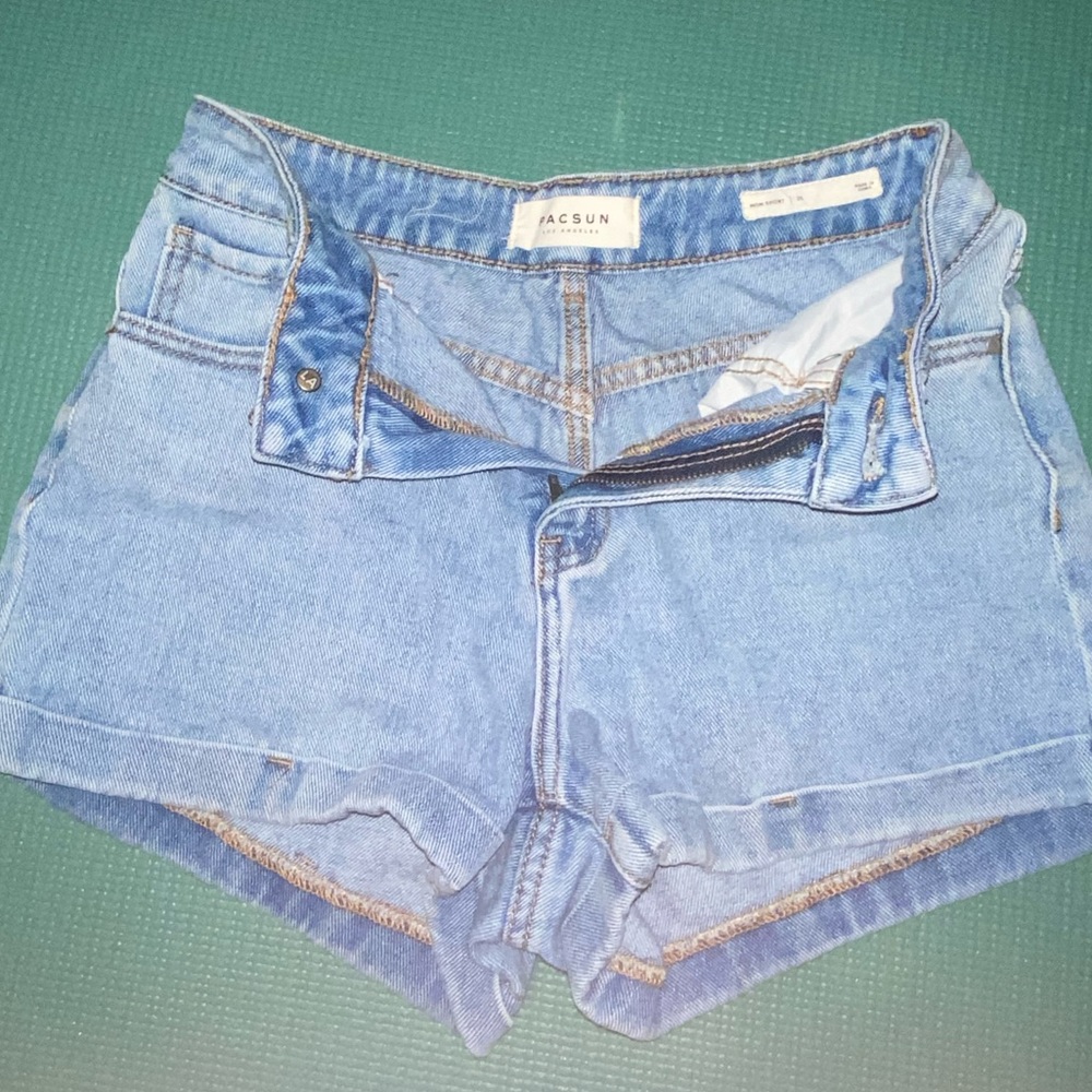 PACSUN - “mom short” Jean shorts